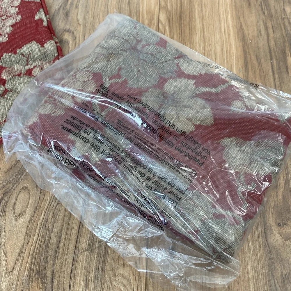 NWT Crate & Barrel tapestry 23 inch Concorde grape throw pillow covers set of 2
